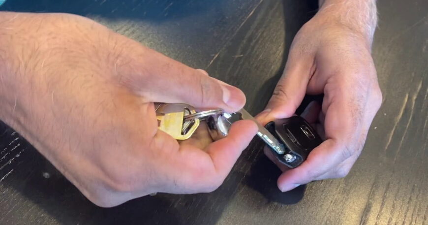 How to Replace Car Key Battery